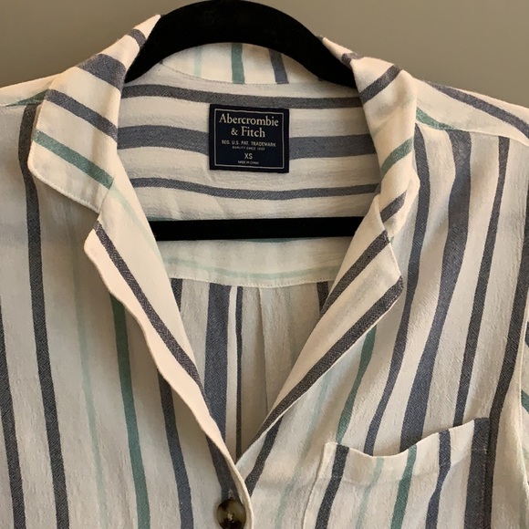 abercrombie top - Picture 2 of 5